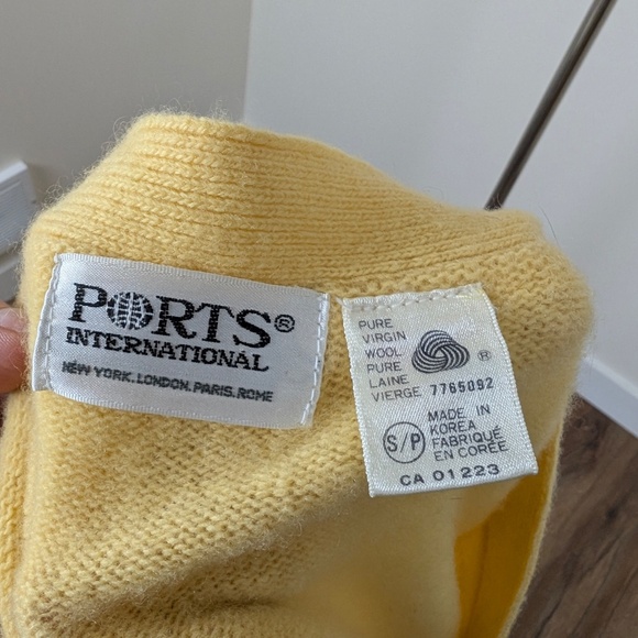 90s Pure Virgin Wool Cardigan Cable Knit Button Up Long Sleeve V-neck Butter - Picture 4 of 12